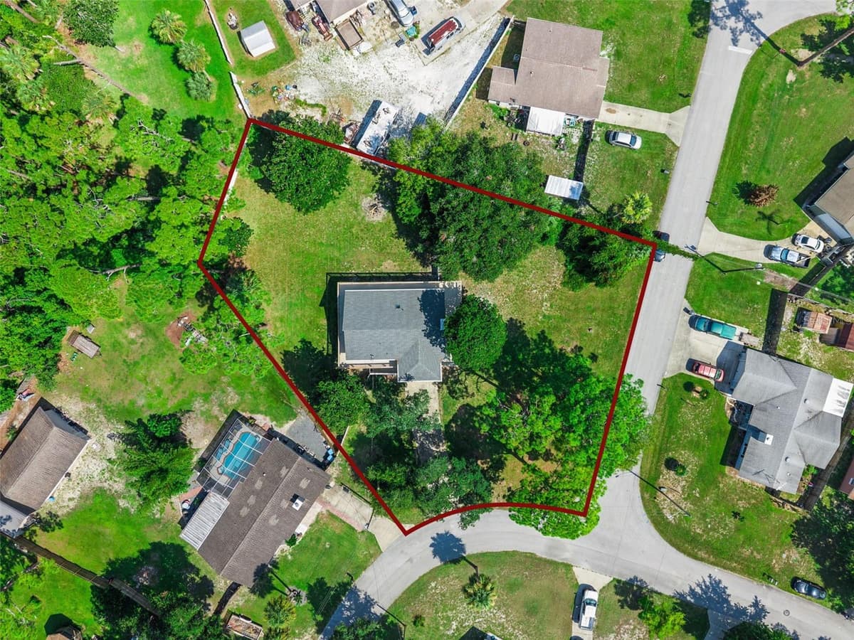 5556 LANCEWOOD CIRCLE — photo 48 of 54