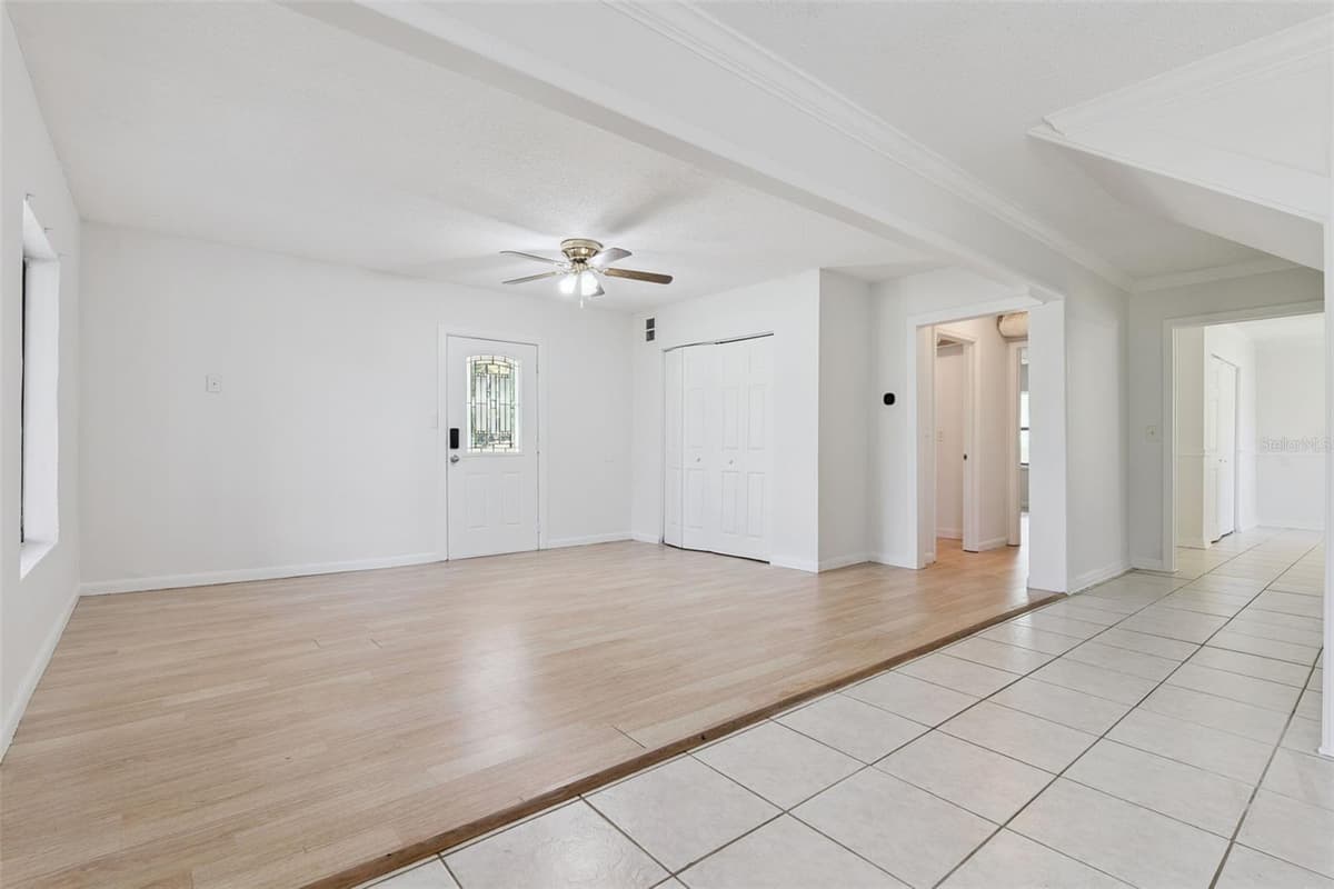 5556 LANCEWOOD CIRCLE — photo 35 of 54