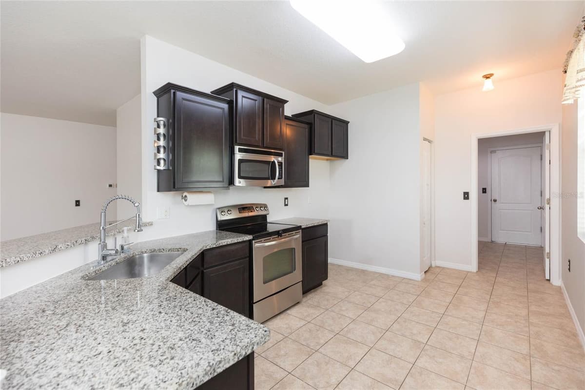 36108 LAGUNA HILLS CIRCLE — photo 9 of 41