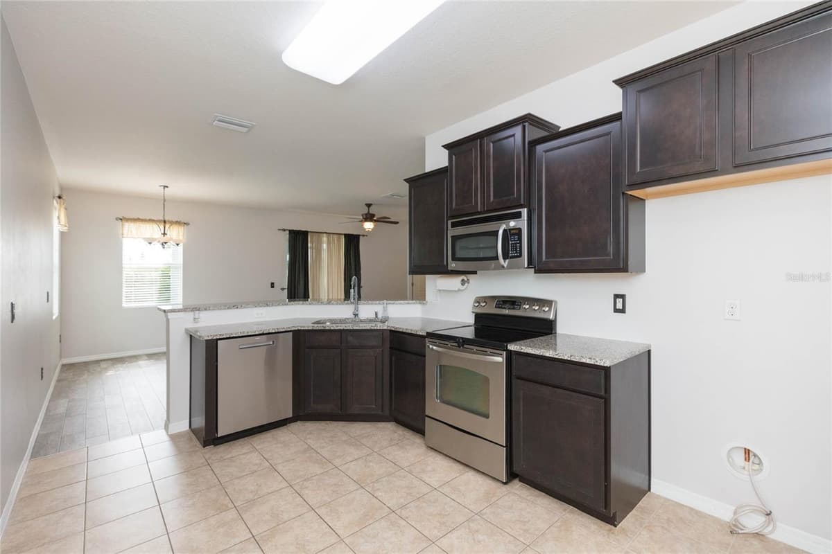 36108 LAGUNA HILLS CIRCLE — photo 10 of 41