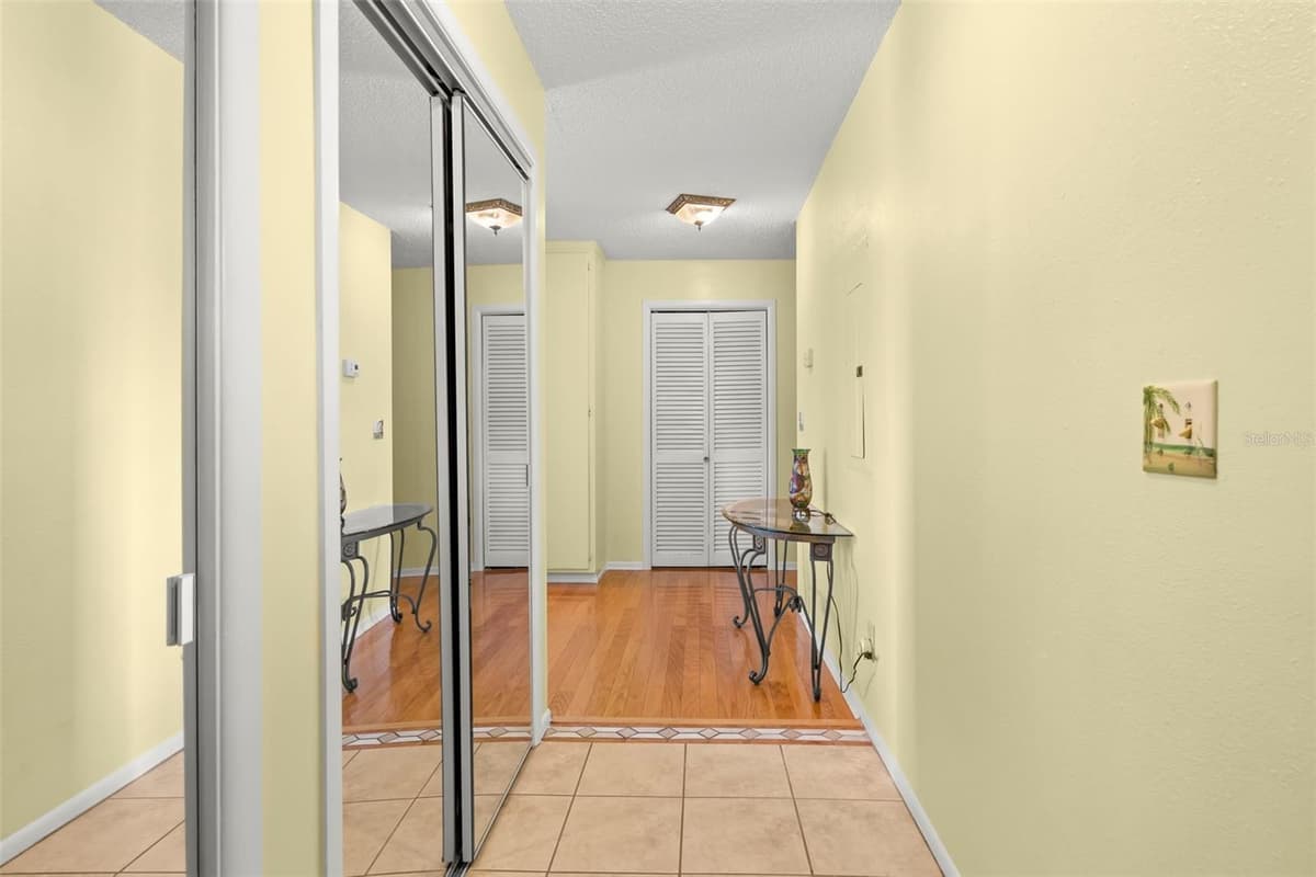 412 MOORINGS COVE DRIVE — photo 16 of 36
