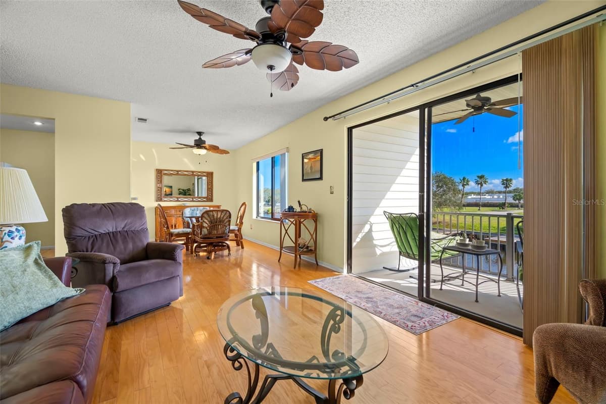 412 MOORINGS COVE DRIVE — photo 9 of 36