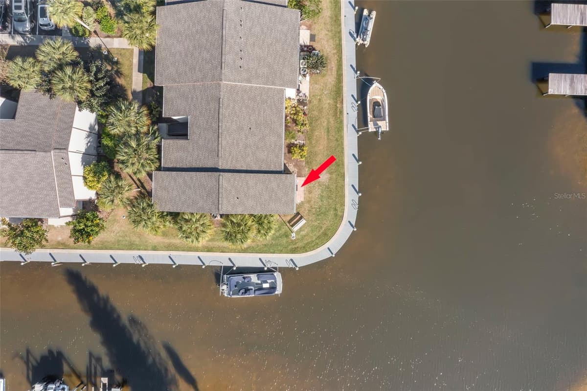 412 MOORINGS COVE DRIVE — photo 28 of 36