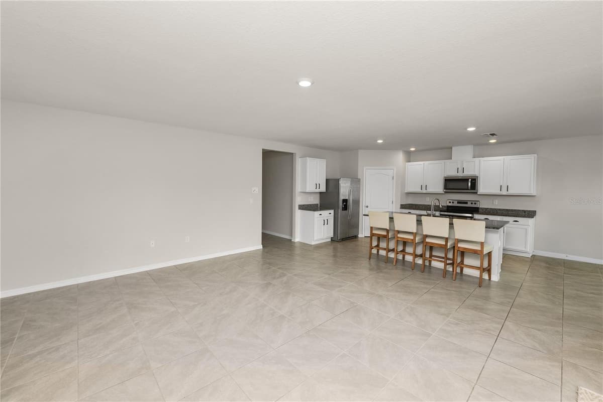 3141 CASPIAN FEATHER STREET — photo 12 of 45