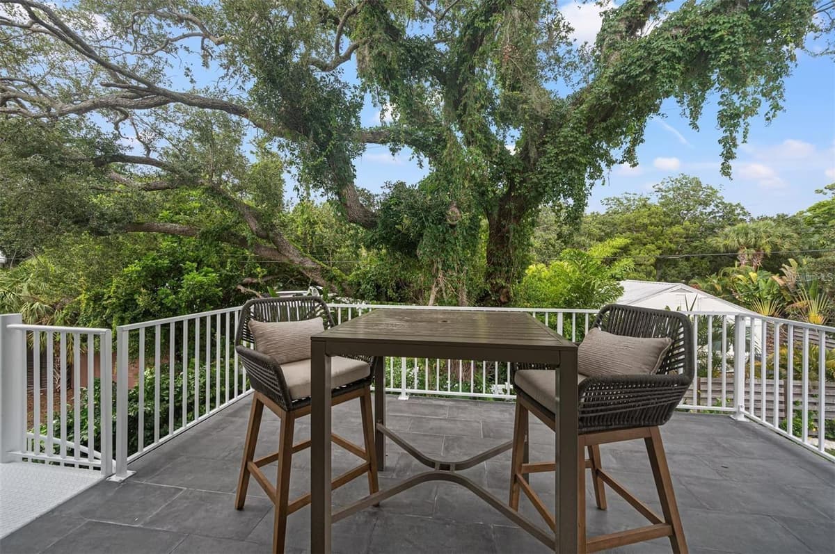 1647 SIESTA DRIVE — photo 43 of 43