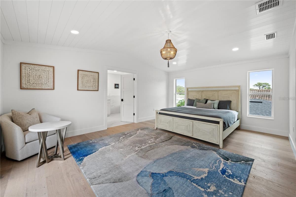 1647 SIESTA DRIVE — photo 24 of 43