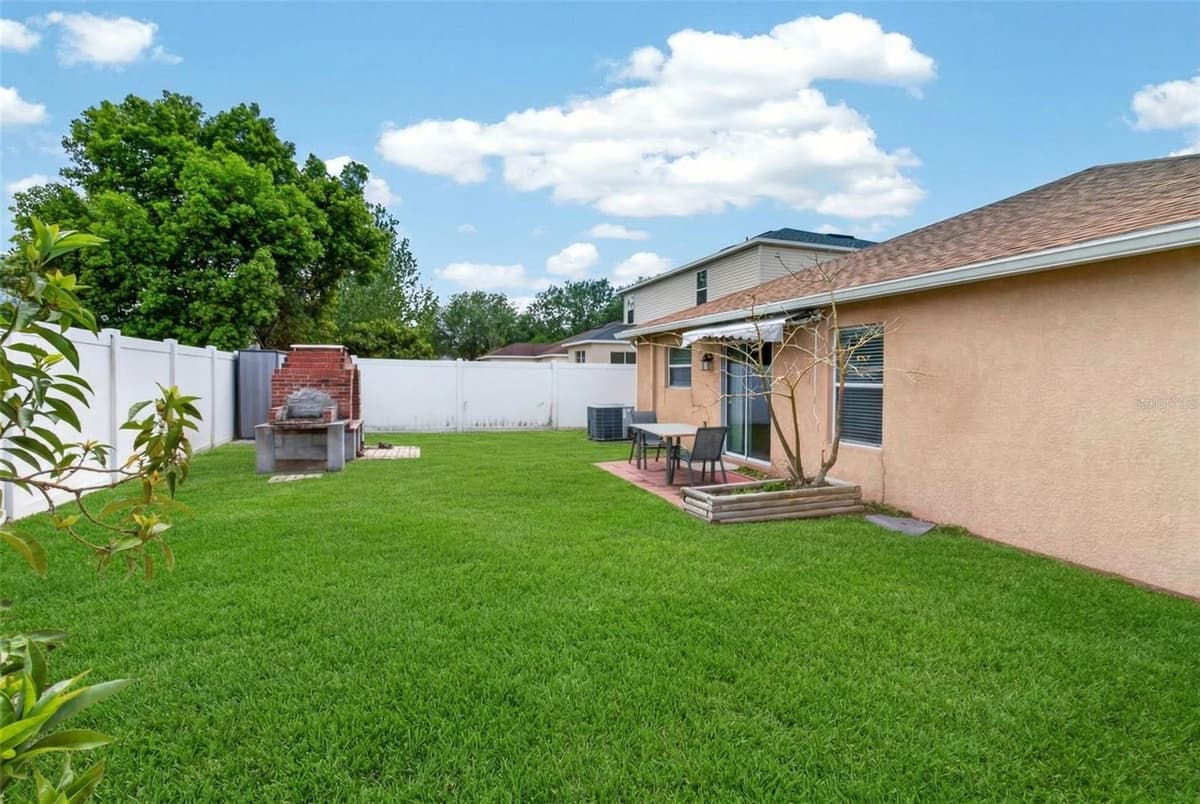 11154 RUNNING PINE DRIVE DRIVE — photo 26 of 33