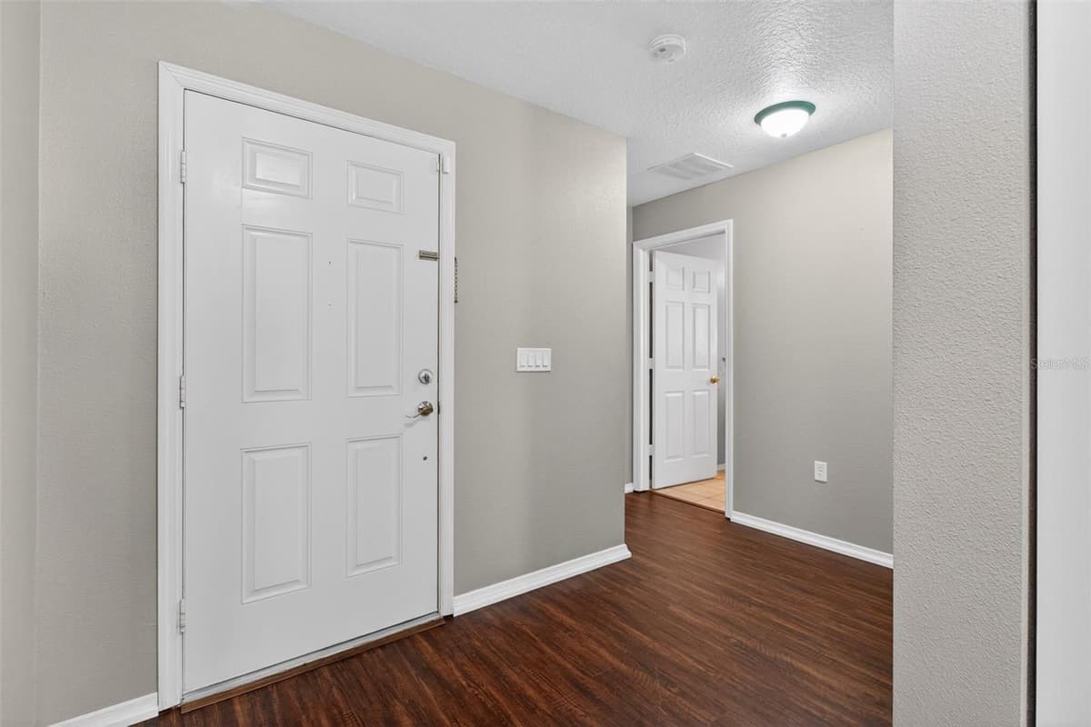 11154 RUNNING PINE DRIVE DRIVE — photo 5 of 33