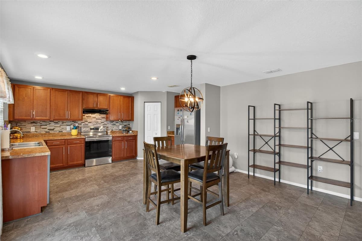 11154 RUNNING PINE DRIVE DRIVE — photo 8 of 33
