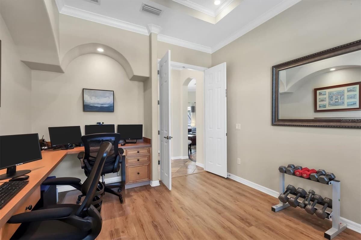 321 DULMER DRIVE — photo 44 of 92