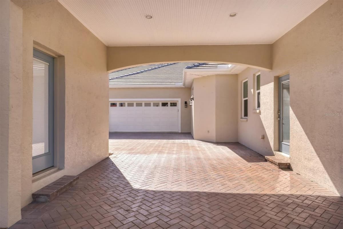 321 DULMER DRIVE — photo 9 of 92