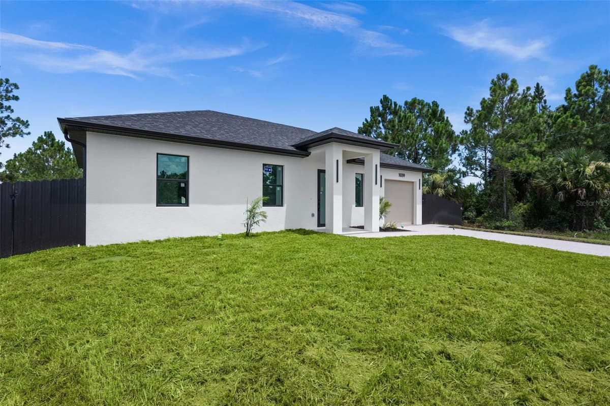 1039 BASSINGER AVENUE — photo 4 of 42