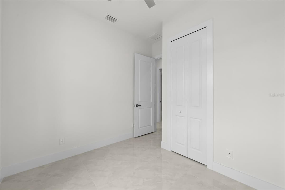 1039 BASSINGER AVENUE — photo 29 of 42