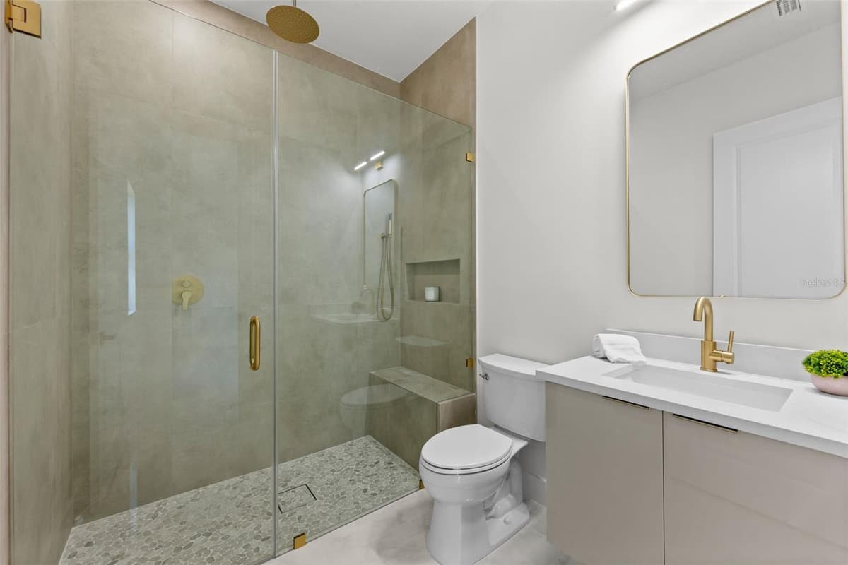 1039 BASSINGER AVENUE — photo 16 of 42