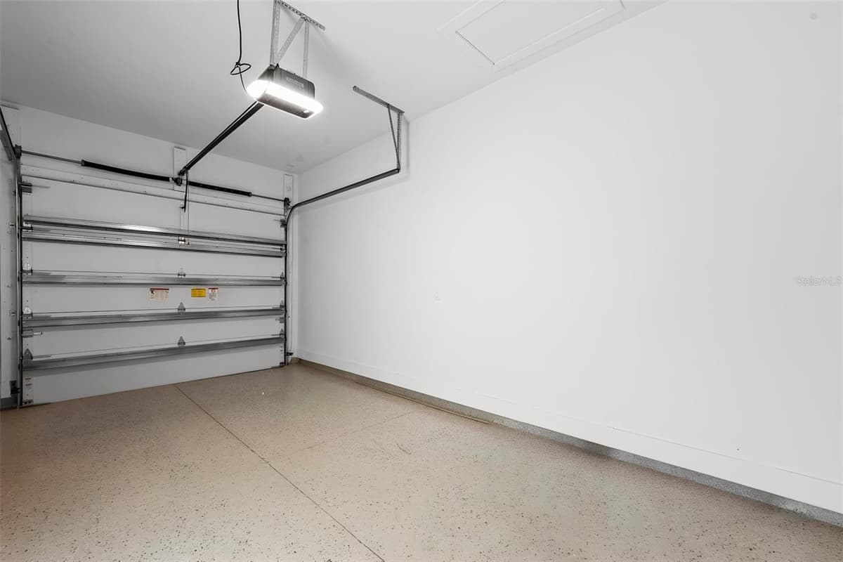1039 BASSINGER AVENUE — photo 33 of 42