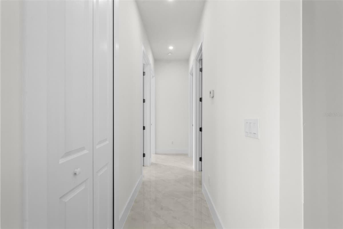 1039 BASSINGER AVENUE — photo 30 of 42