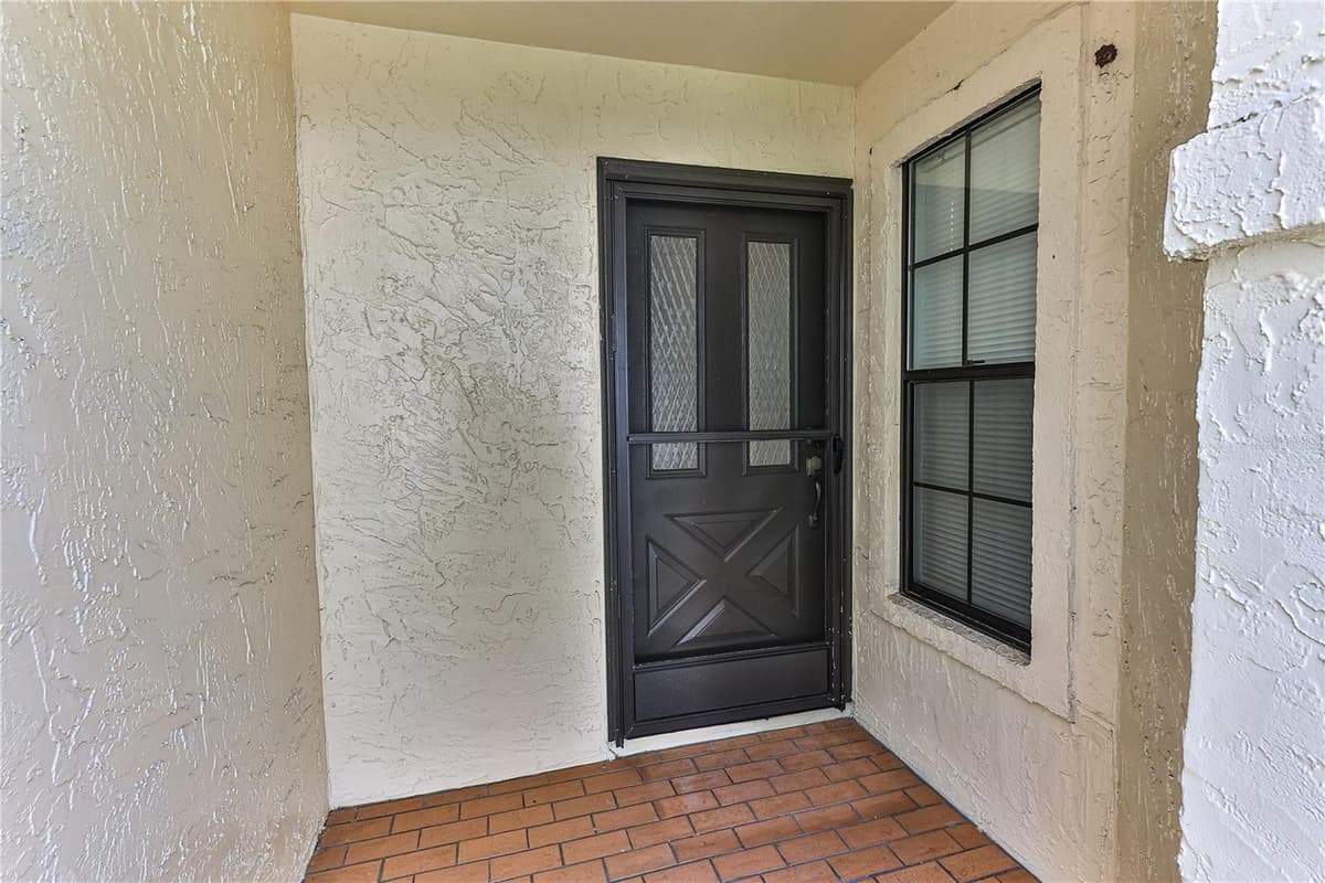 3333 LIVERPOOL POINT — photo 31 of 40