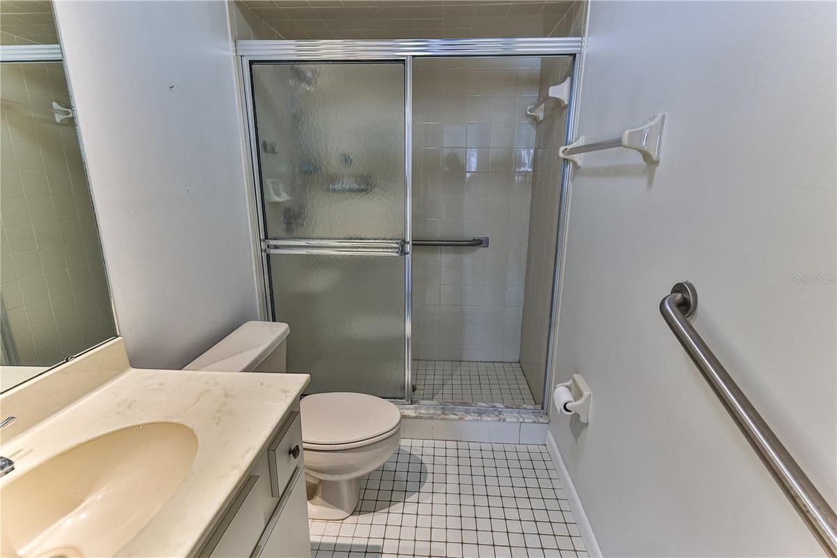 3333 LIVERPOOL POINT — photo 17 of 40