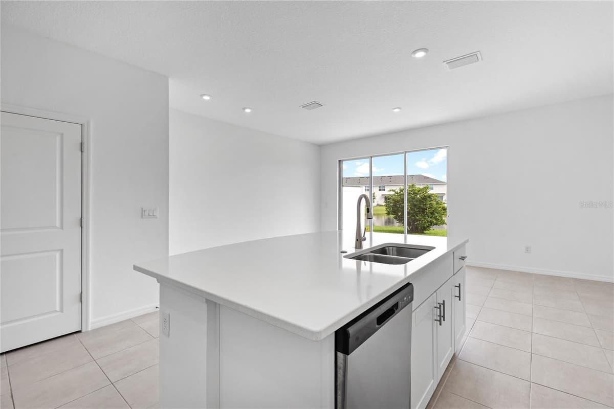 5780 HAVEN TERRACE — photo 9 of 40