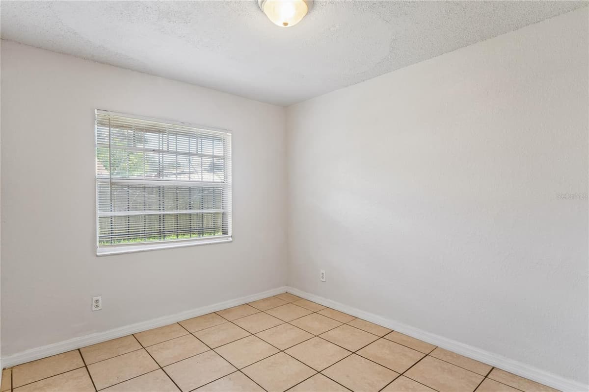 9608 10TH STREET — photo 13 of 23