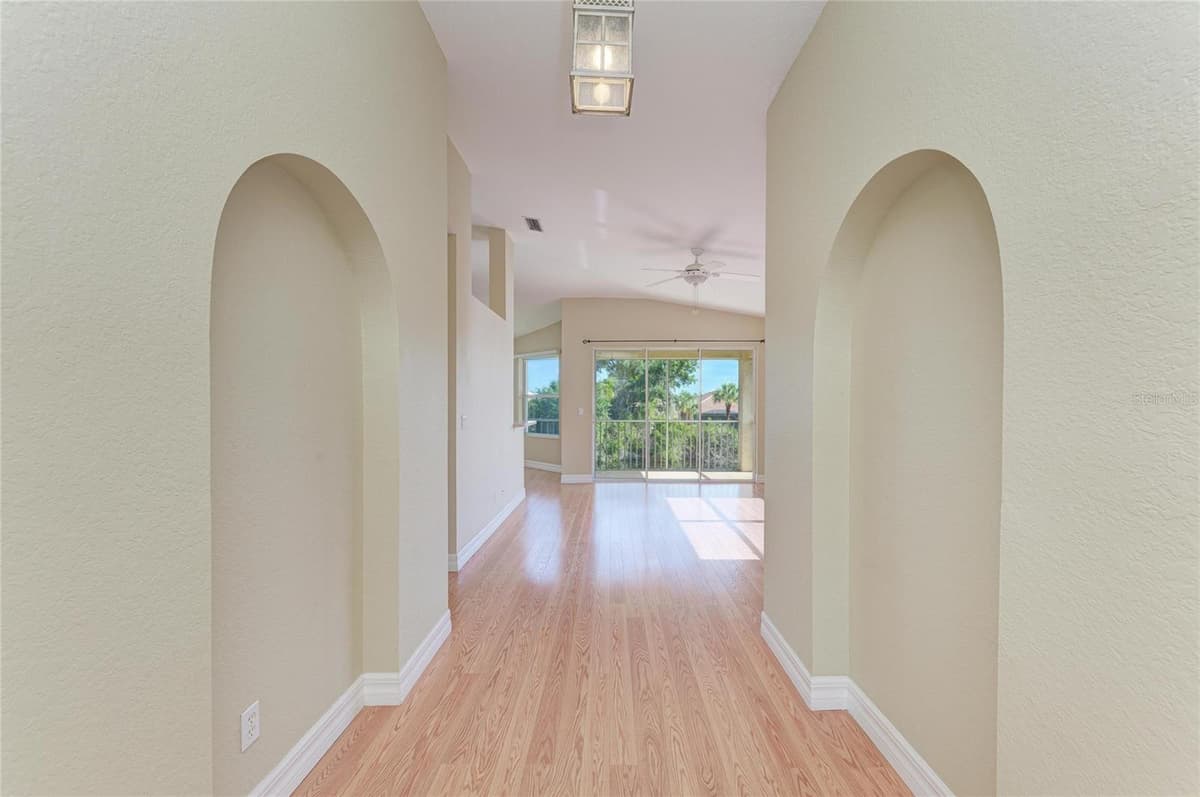 1404 AUBURN LAKES CIRCLE — photo 7 of 68