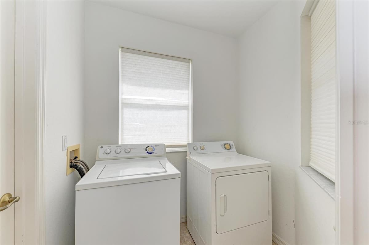 1404 AUBURN LAKES CIRCLE — photo 48 of 68
