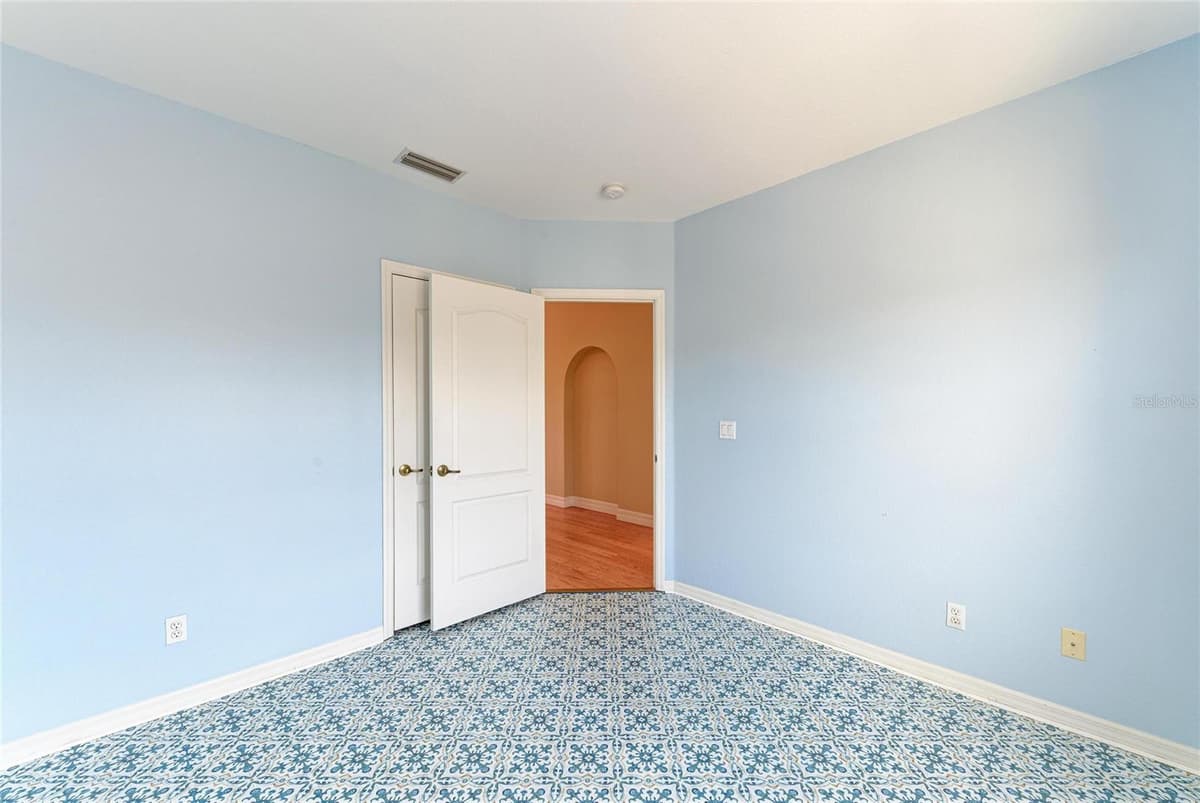 1404 AUBURN LAKES CIRCLE — photo 47 of 68