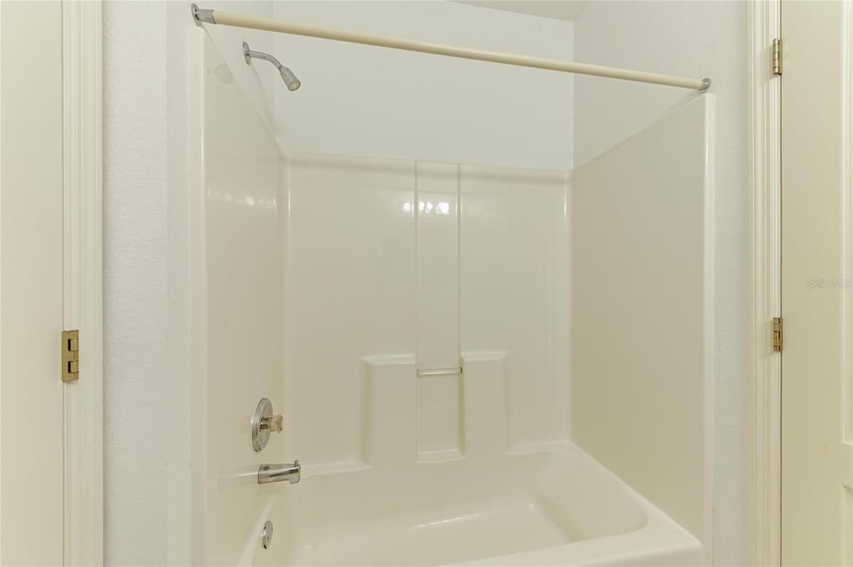 1404 AUBURN LAKES CIRCLE — photo 42 of 68