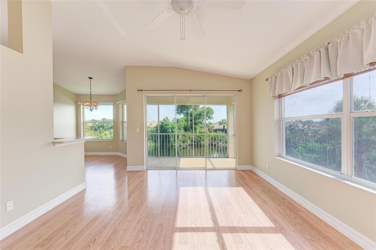 1404 AUBURN LAKES CIRCLE — photo 10 of 68