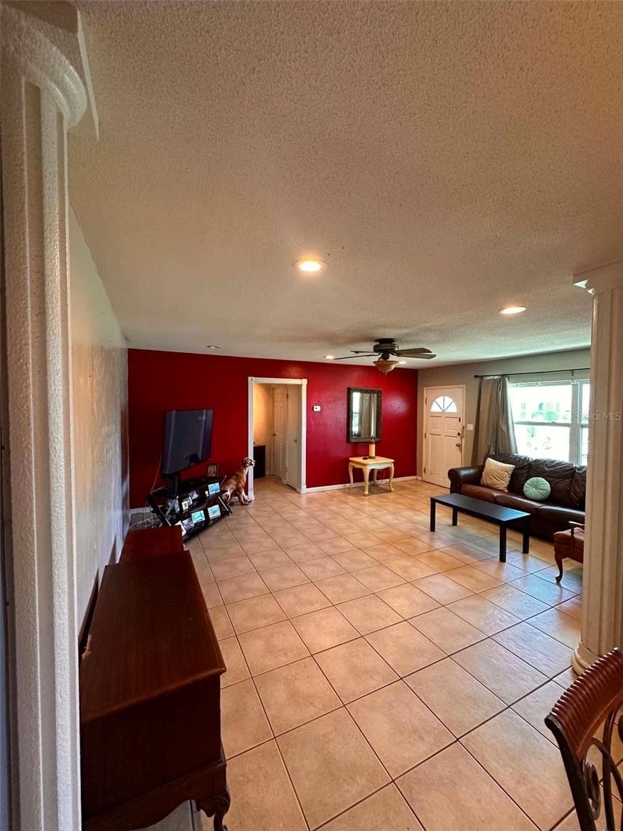 8923 110TH LANE — photo 4 of 10