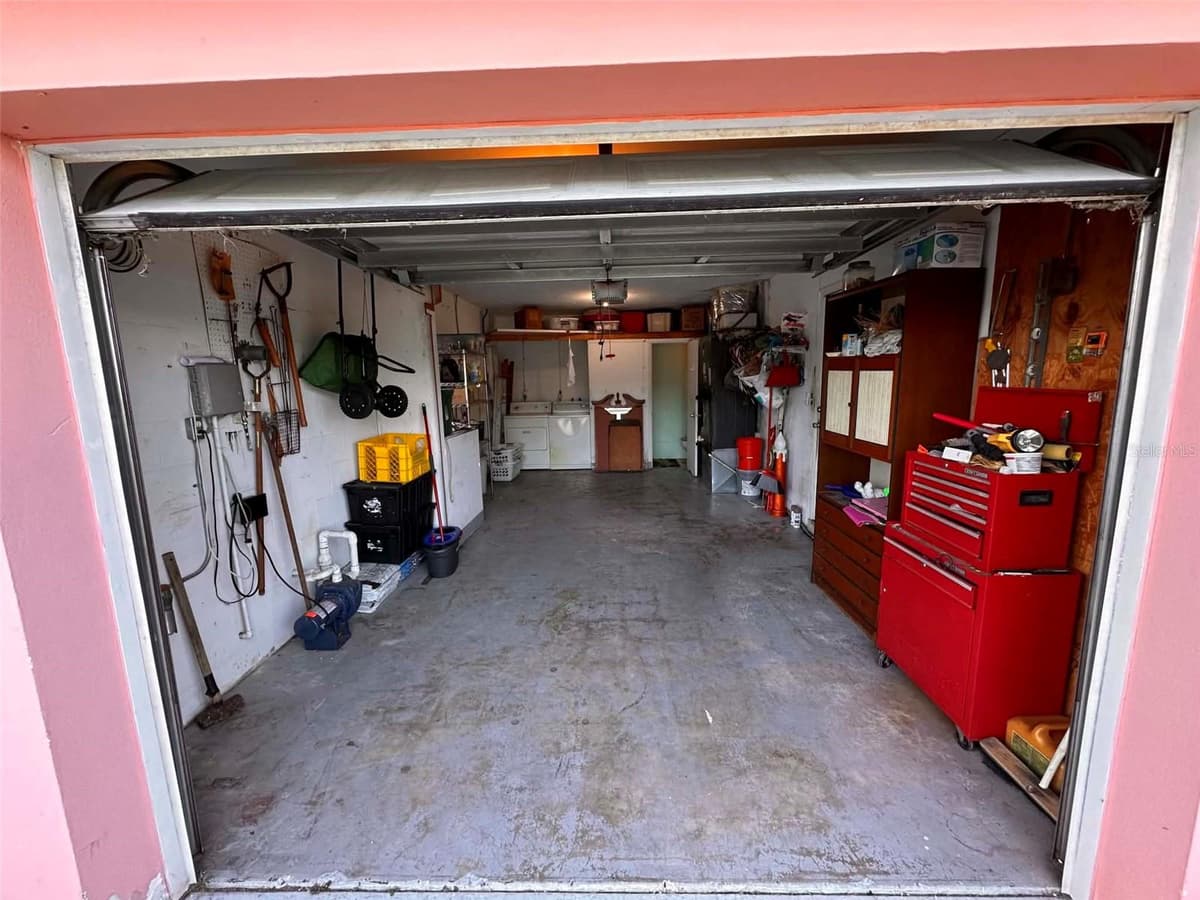 8923 110TH LANE — photo 9 of 10