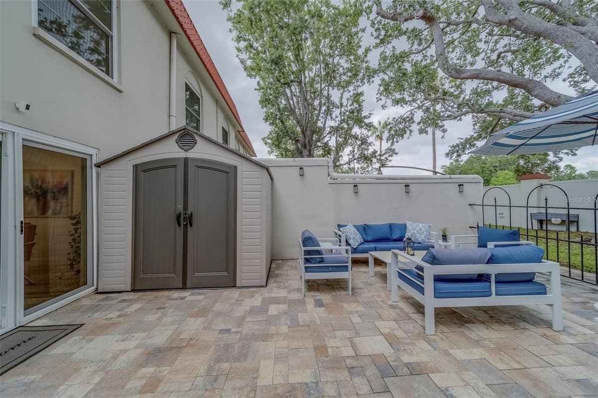 2700 BAYSHORE BOULEVARD — photo 35 of 52