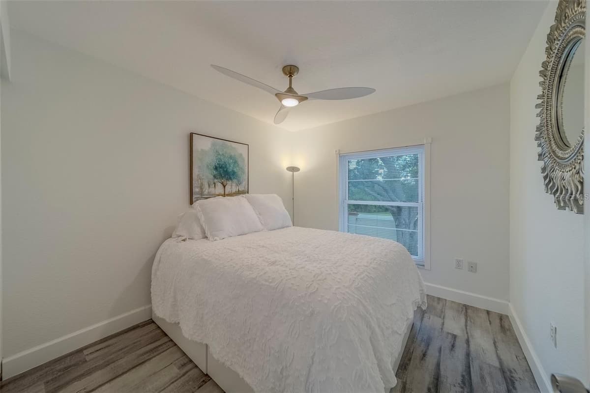 2700 BAYSHORE BOULEVARD — photo 19 of 52