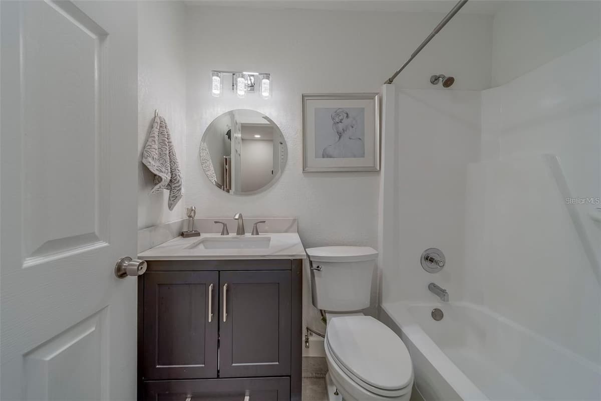2700 BAYSHORE BOULEVARD — photo 20 of 52