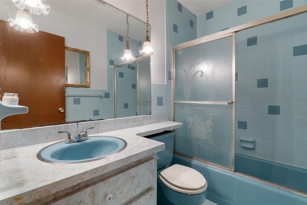 6095 ZIRKELS CIRCLE — photo 32 of 47
