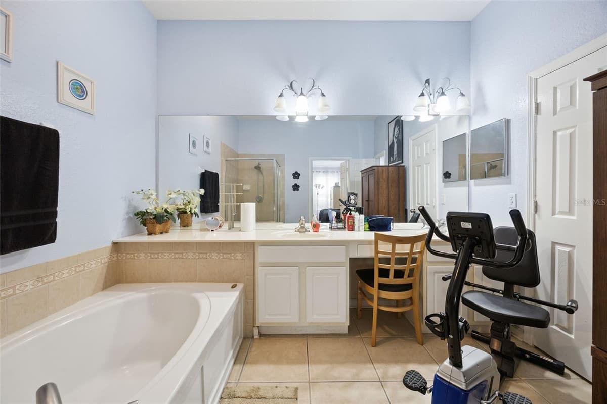 6169 FROGGATT STREET — photo 19 of 34