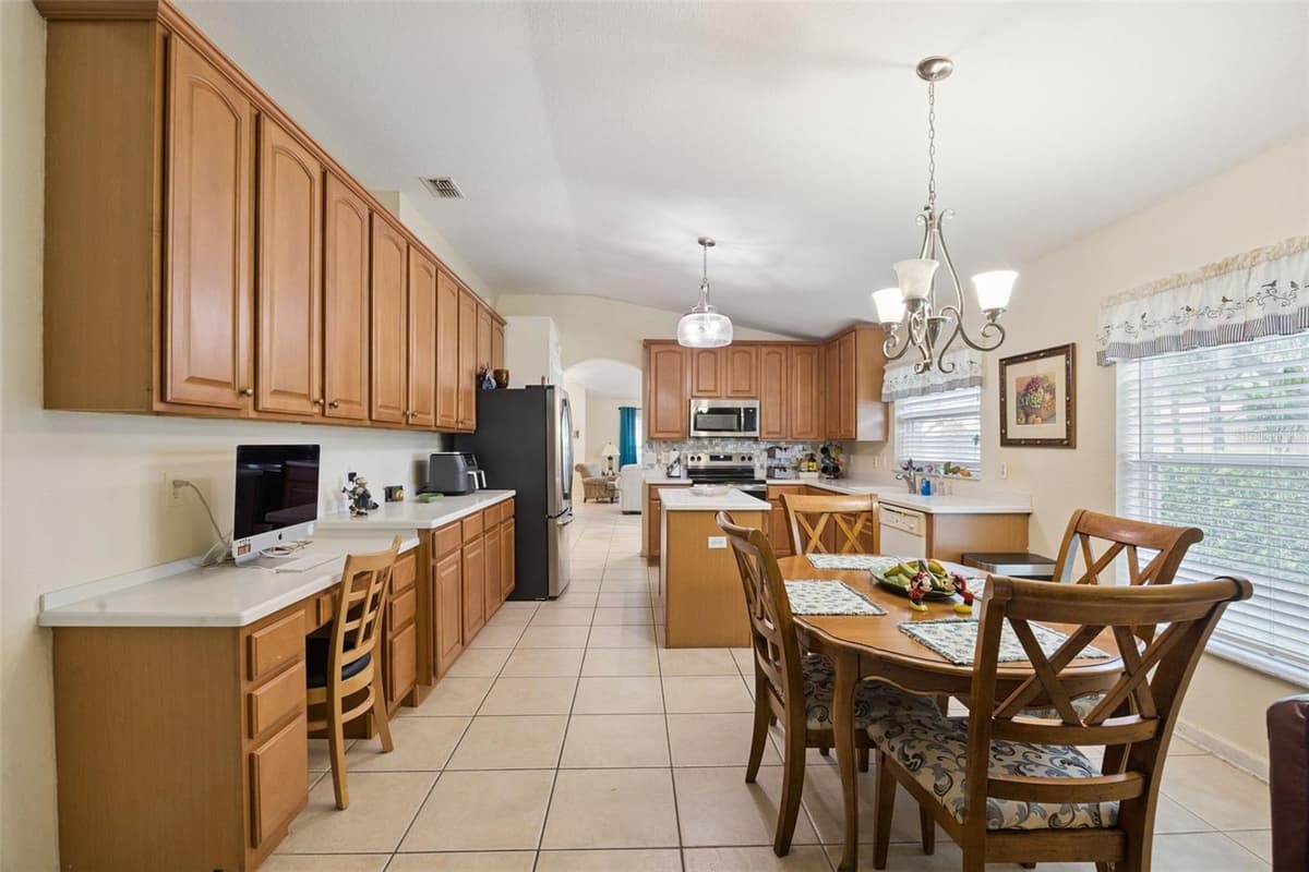 6169 FROGGATT STREET — photo 12 of 34