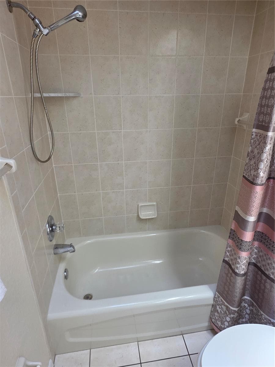 225 ROYAL PALM WAY — photo 19 of 26
