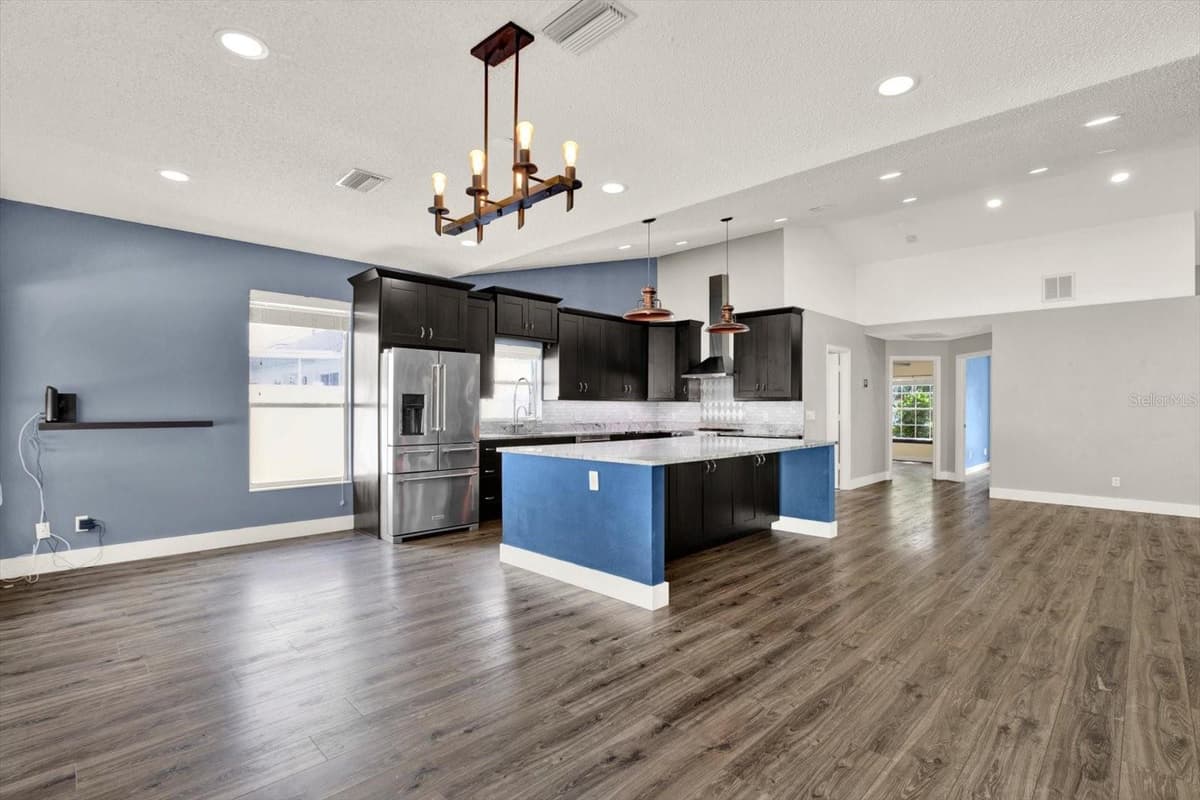1427 BAY VIEW STREET — photo 21 of 49