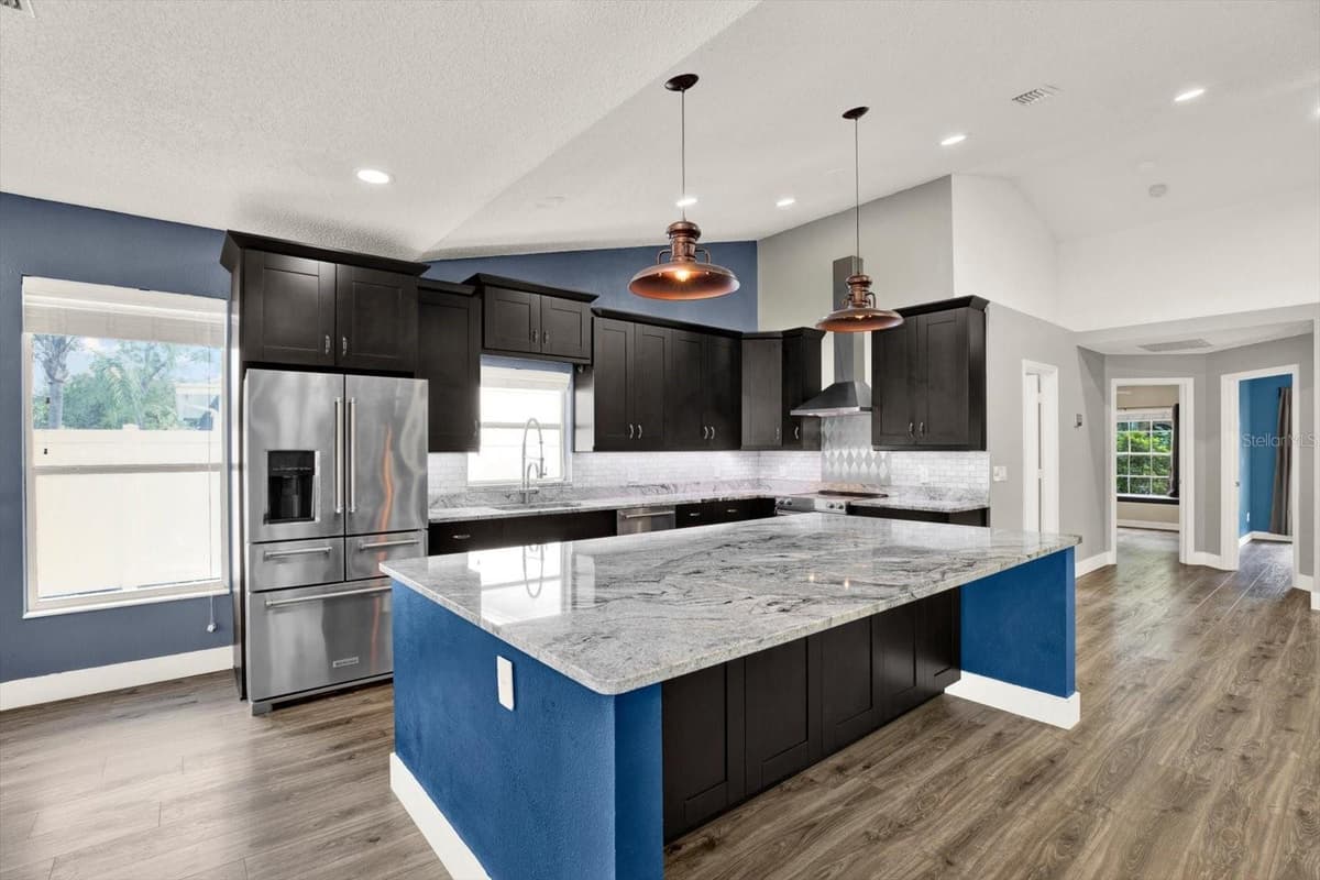 1427 BAY VIEW STREET — photo 16 of 49