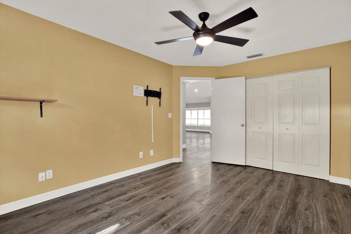 1427 BAY VIEW STREET — photo 38 of 49