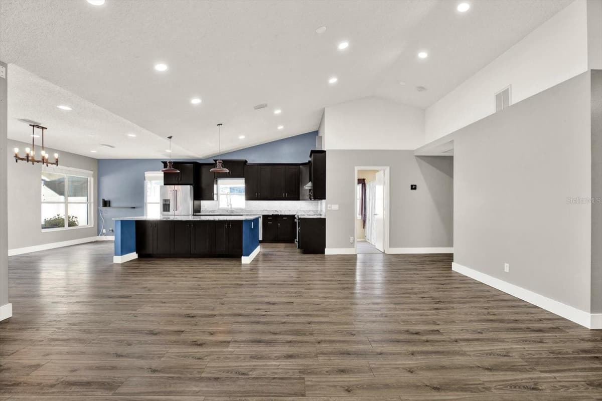1427 BAY VIEW STREET — photo 26 of 49