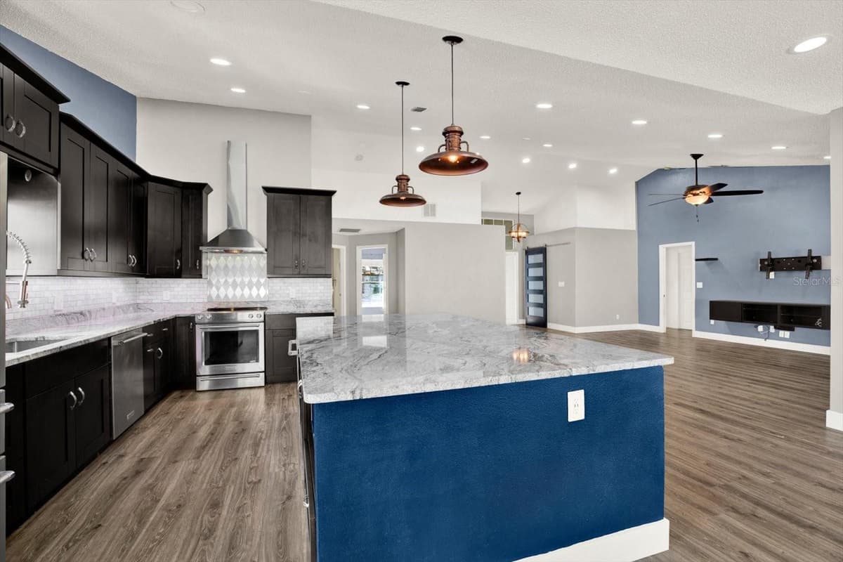 1427 BAY VIEW STREET — photo 18 of 49