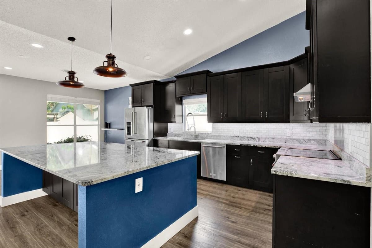1427 BAY VIEW STREET — photo 20 of 49