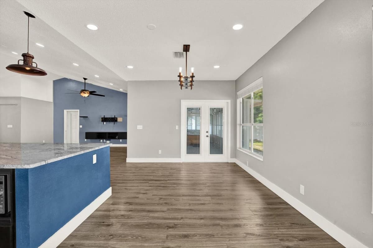 1427 BAY VIEW STREET — photo 23 of 49