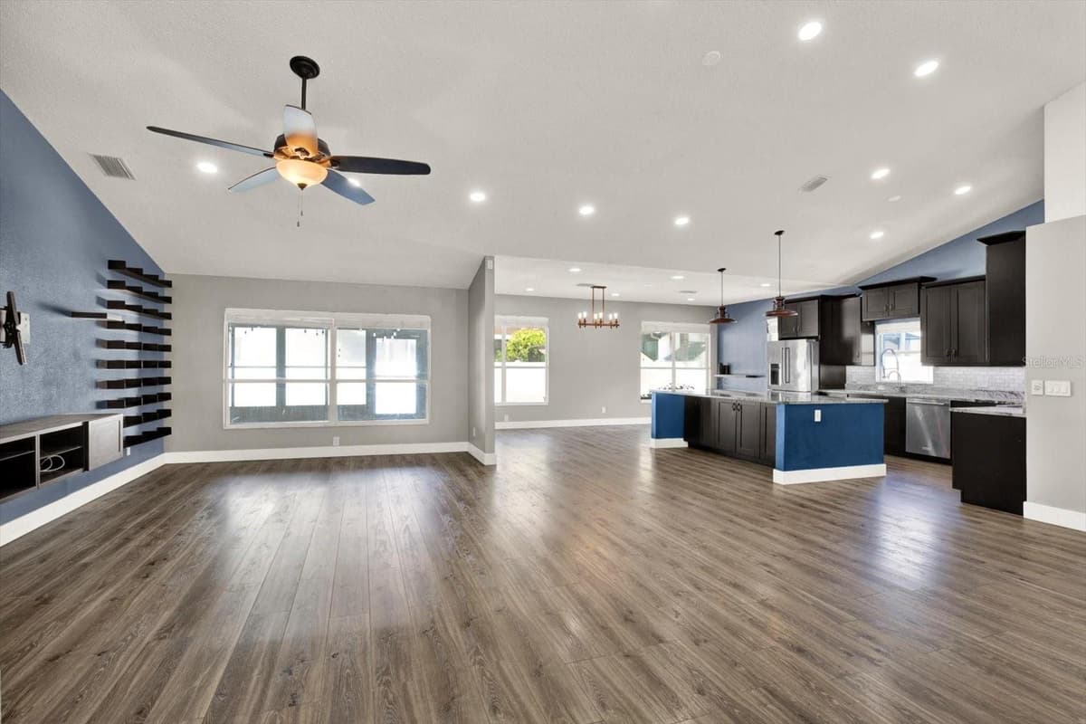 1427 BAY VIEW STREET — photo 7 of 49