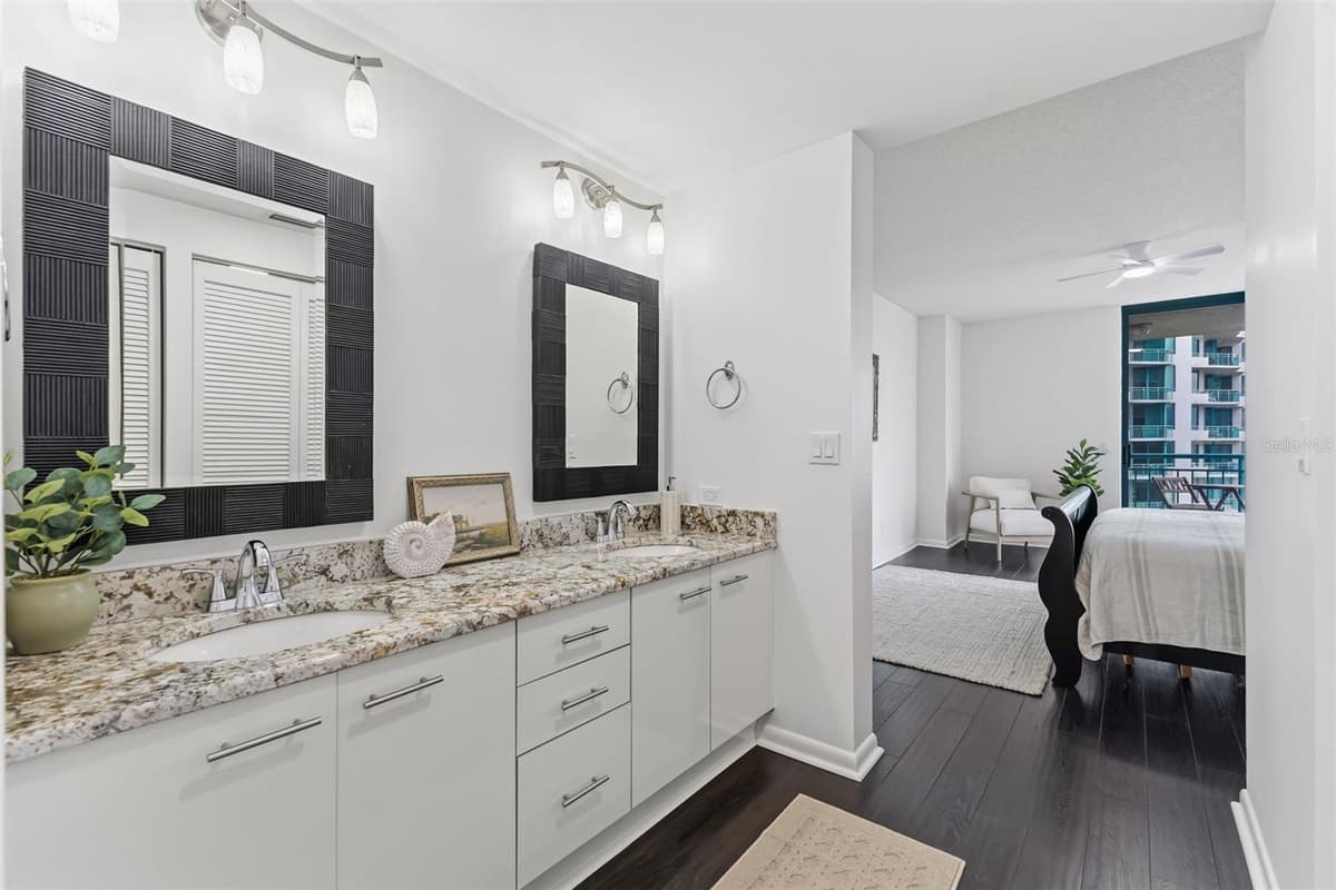 1540 GULF BOULEVARD — photo 16 of 45