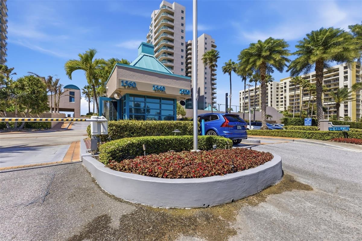 1540 GULF BOULEVARD — photo 45 of 45