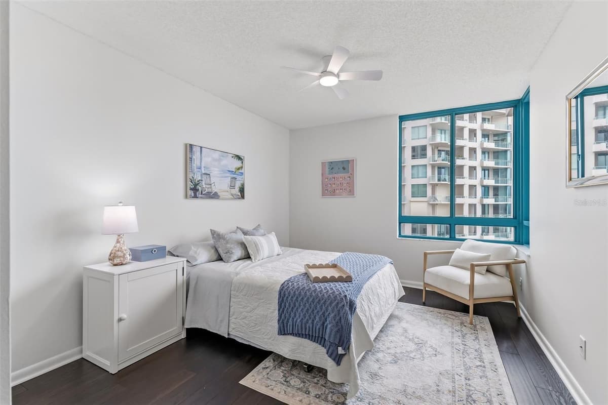 1540 GULF BOULEVARD — photo 18 of 45