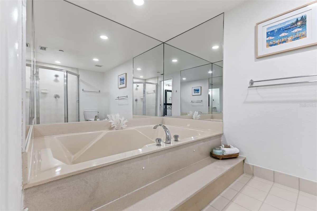 1540 GULF BOULEVARD — photo 15 of 45